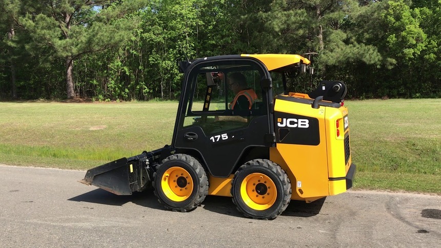 Мини-погрузчик JCB 175